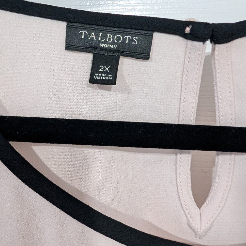 Talbots Woman Light Pink with Black Trim Long Sleeve Blouse Size 2X - Picture 2 of 12